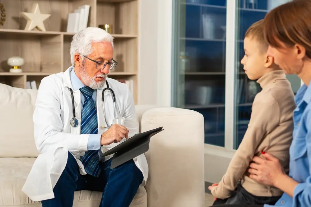 Home Visit Doctor in Agara